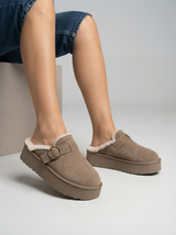 Women Thicken Plush Fur Slippers Winter Slip on Chunky Platform Loafers Mules Woman Thick Bottom Cotton Slippers Flip Flops