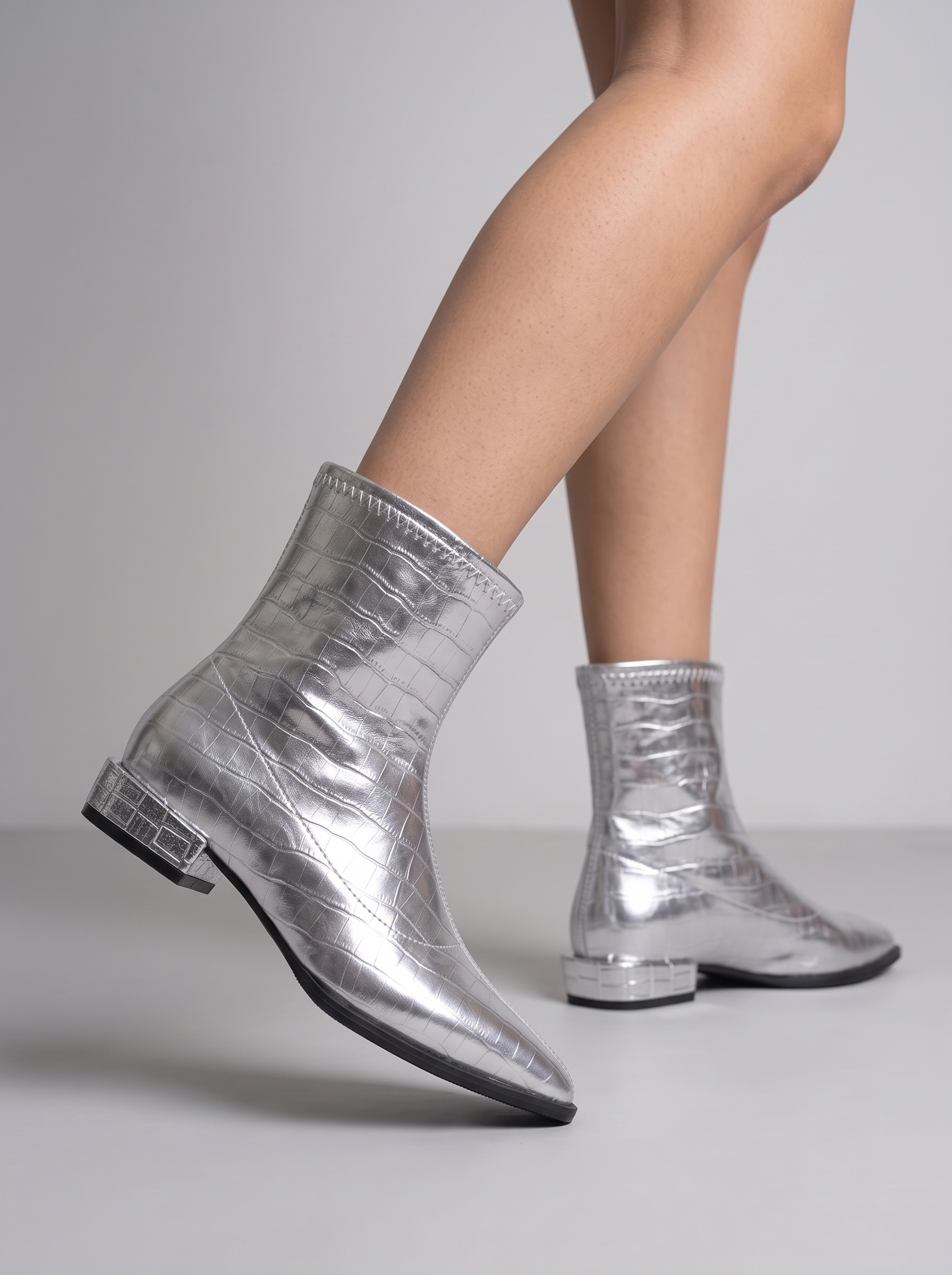 Women's Boots 2022 Spring Autumn Ankle Boots Fashion Women Silver Zipper Short Boots Ladies Low-heeled