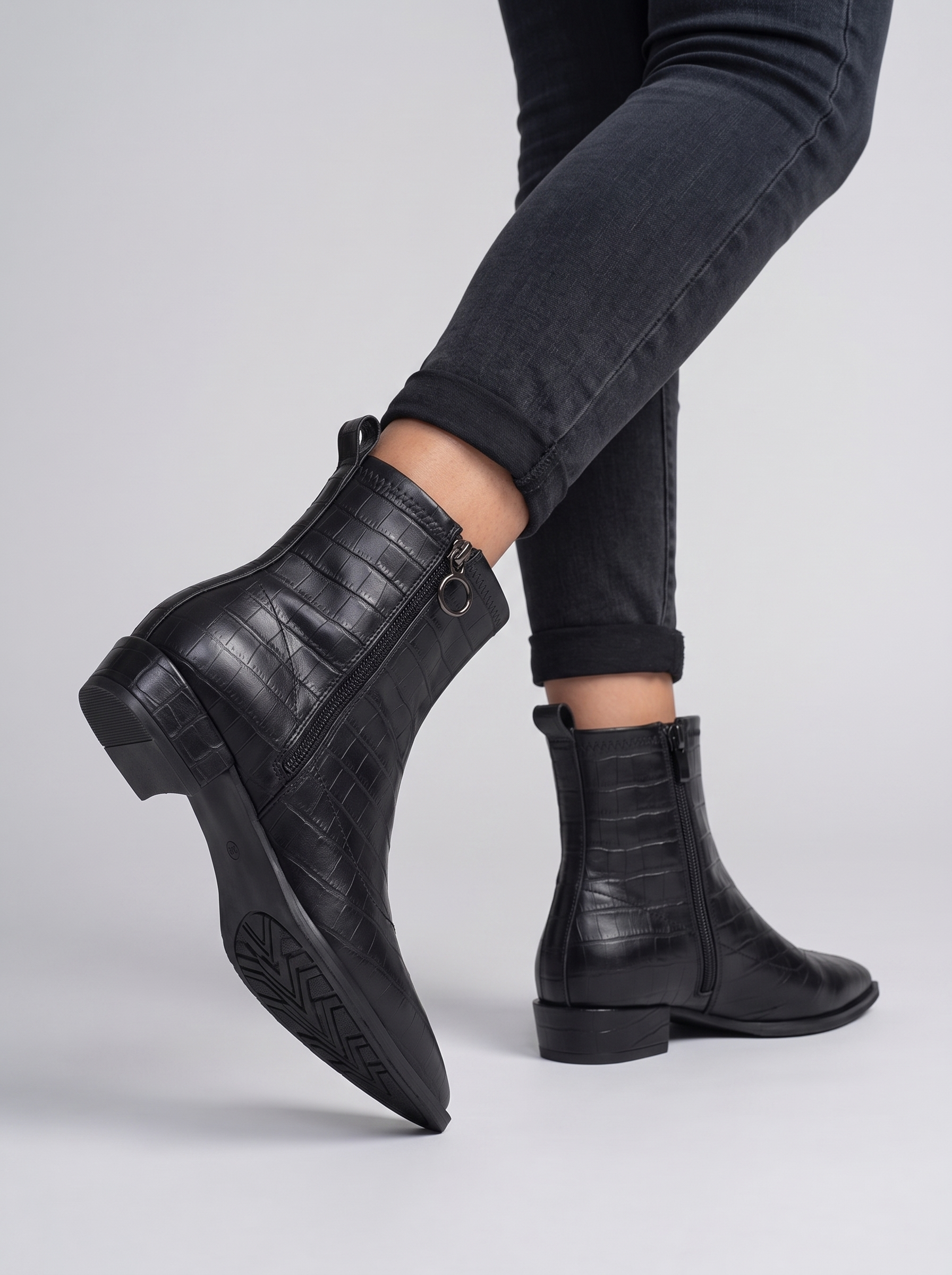 Women's Boots 2022 Spring Autumn Ankle Boots Fashion Women Silver Zipper Short Boots Ladies Low-heeled