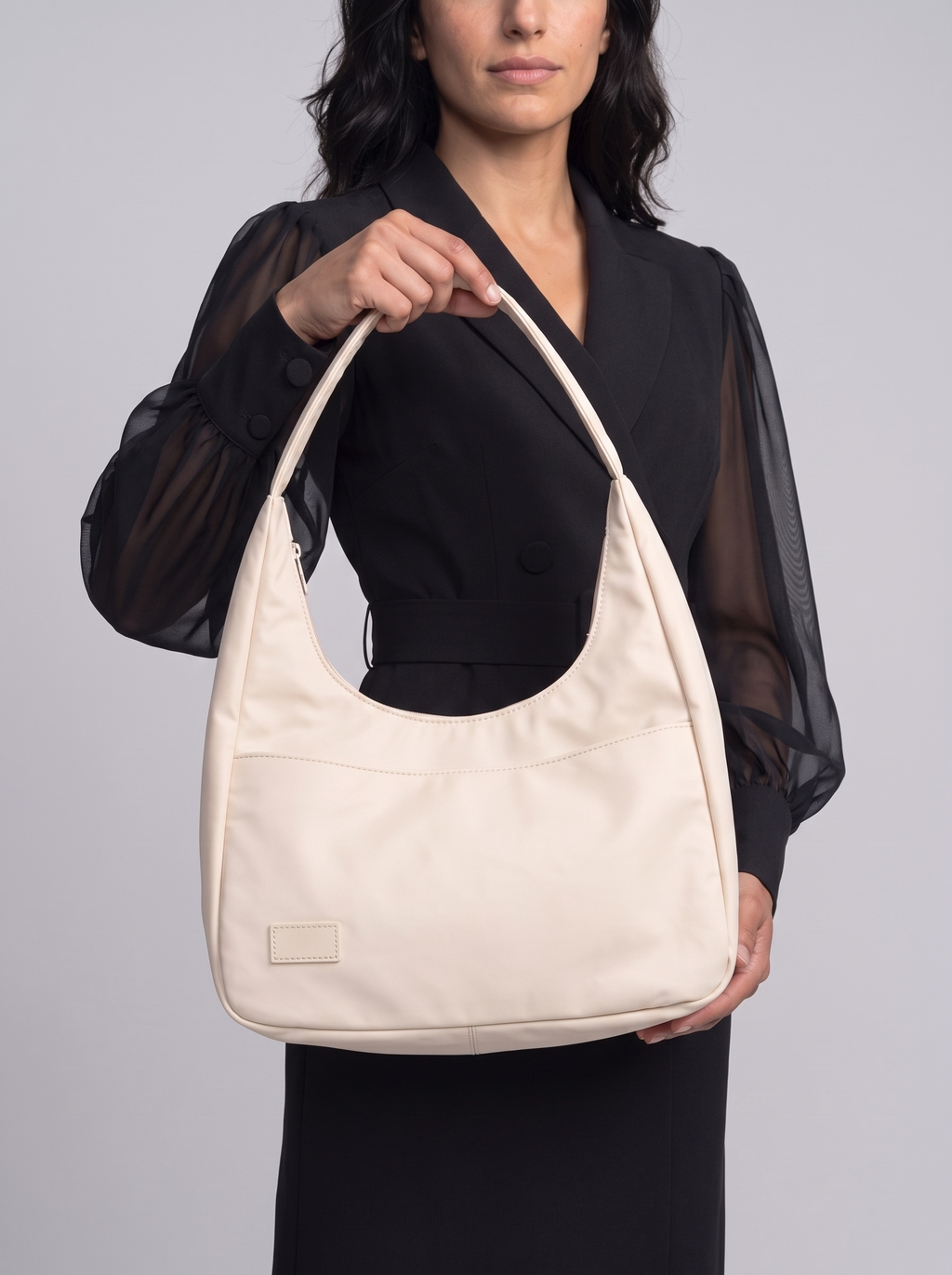 Soft leather tote bag Large capacity brown bucket bag Versatile commuting shoulder bag for women